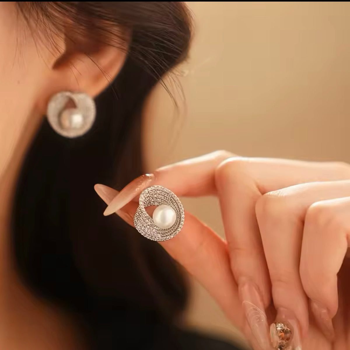 Wave Pearl Earrings